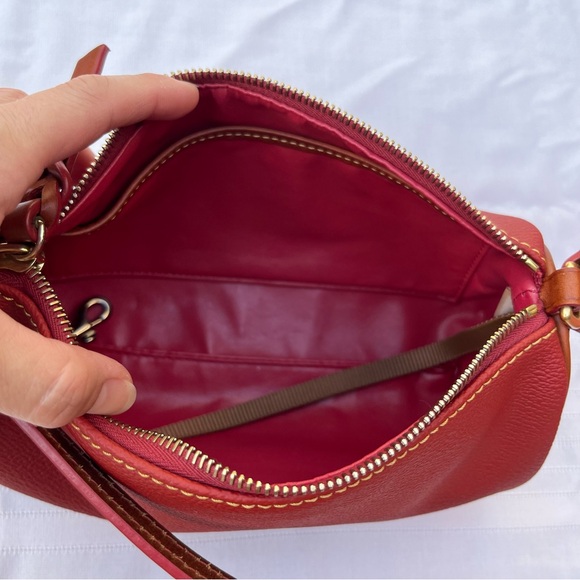 Dooney & Bourke Small Barrel Bag red leather - Picture 9 of 11